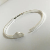 Hug Bracelet