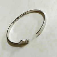 Hug Bracelet