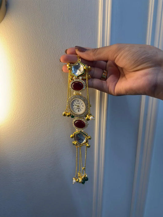 1 Kashmiri Watch ✨